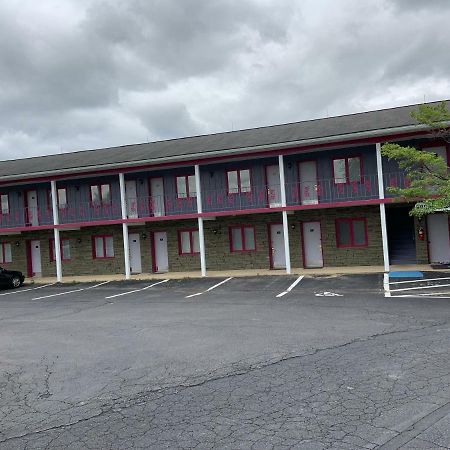 Travelodge By Wyndham Strasburg/Lancaster Amish Country Buitenkant foto