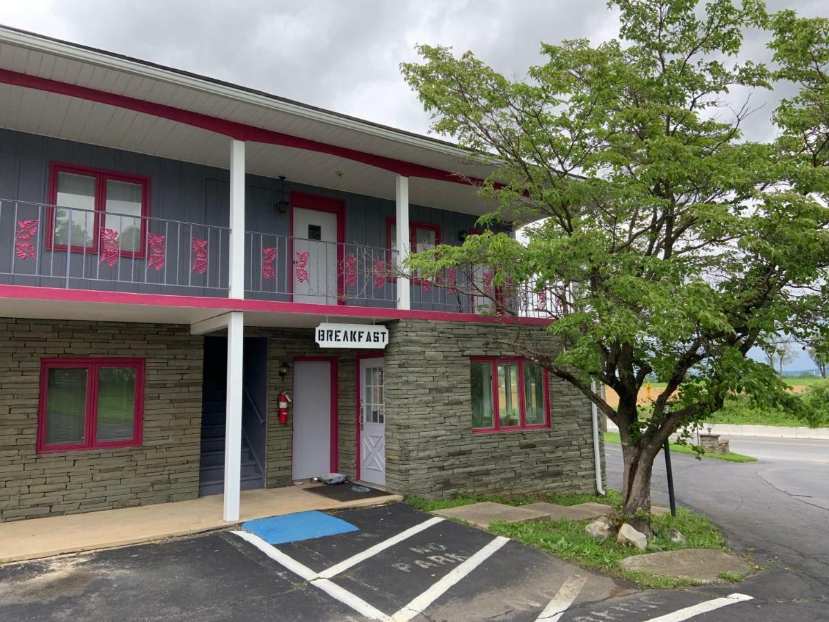 Travelodge By Wyndham Strasburg/Lancaster Amish Country Buitenkant foto